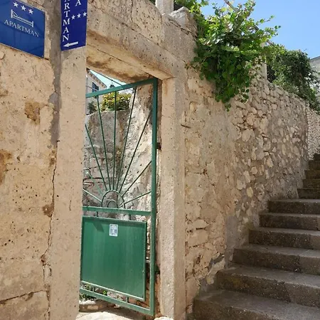 Silvana & Renata Lumbarda