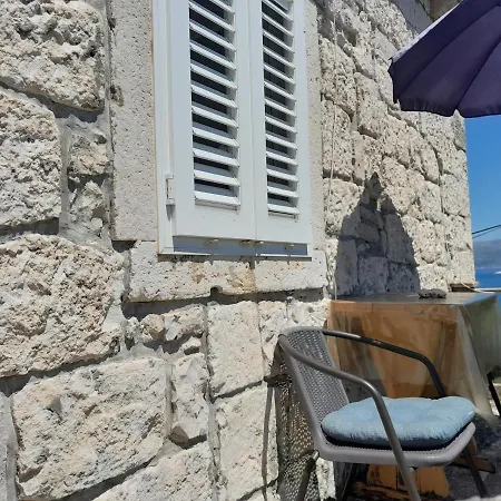 Silvana & Renata Apartman Lumbarda